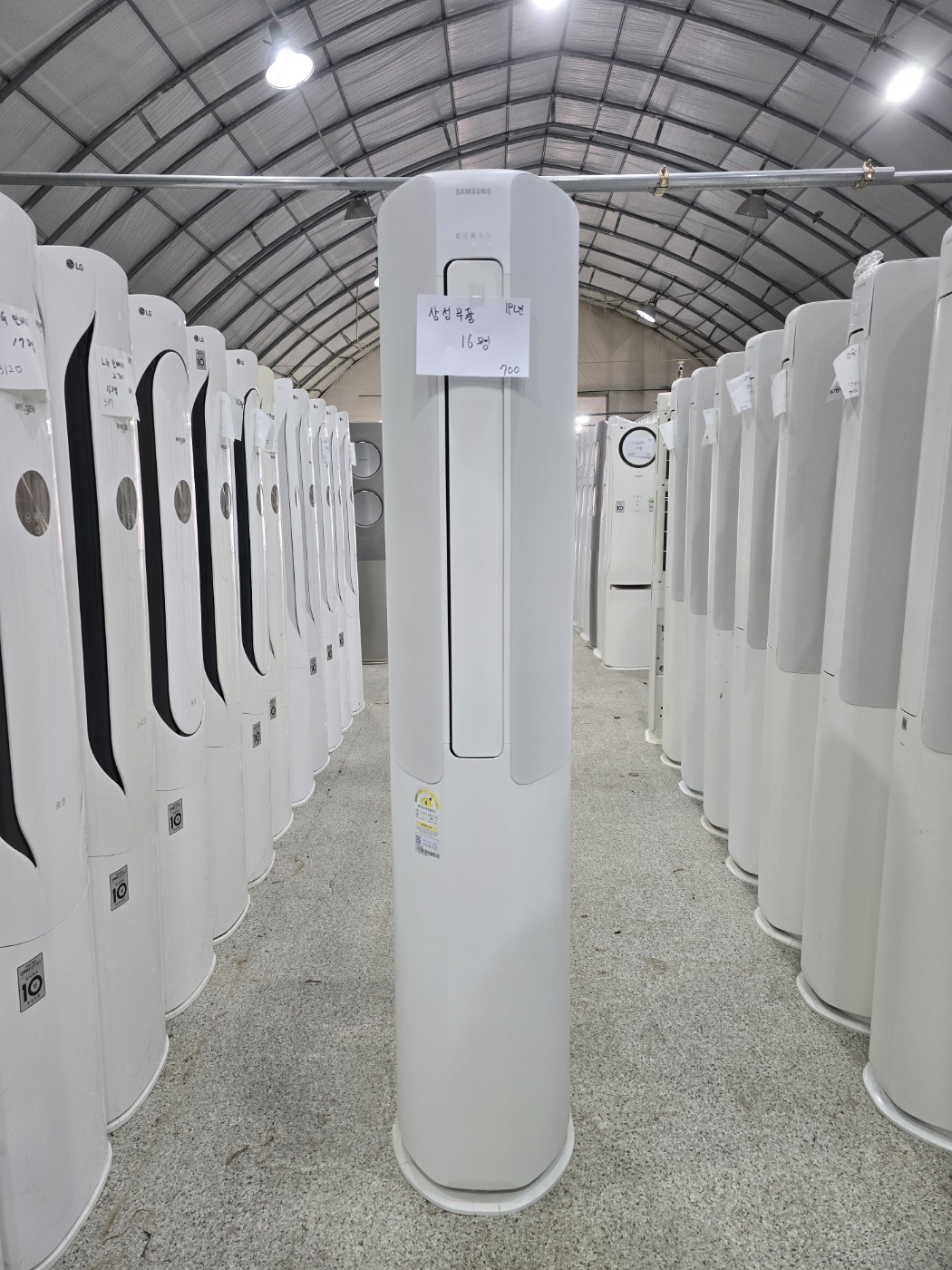 0062번 삼성인버터 무풍 스탠드 에어컨 16 평 19 년